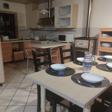 La Dimora Del Borgo Appartement Pinerolo Buitenkant foto